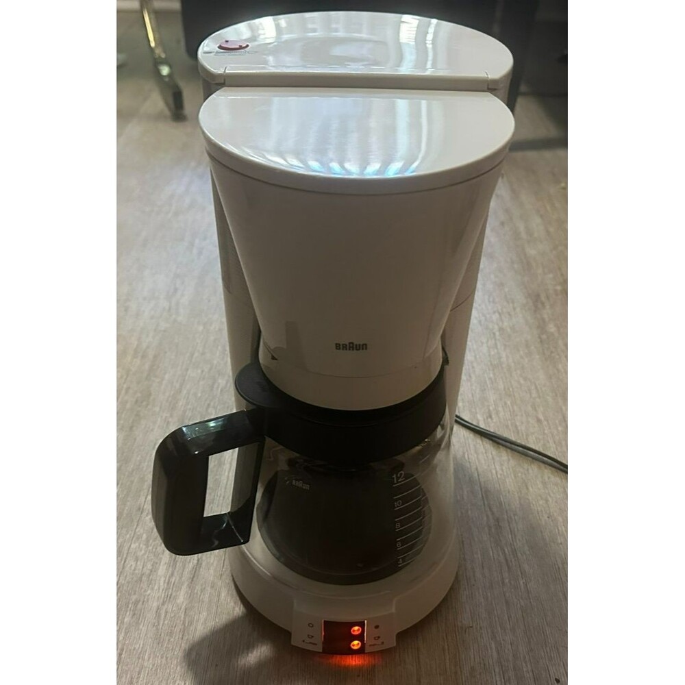 Braun FlavorSelect KF-140 Type 3096 10 Cup Coffee Maker Glass Carafe White